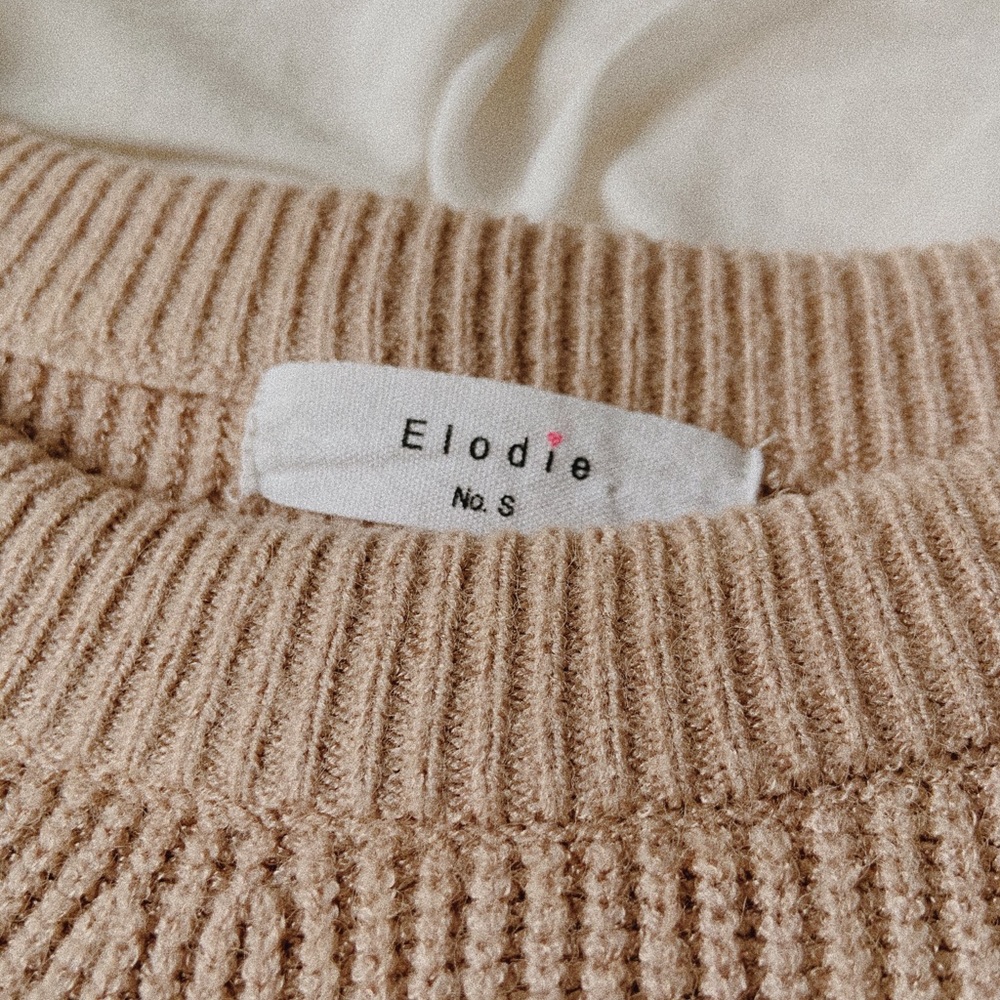 Elodie super soft coffee colored knit